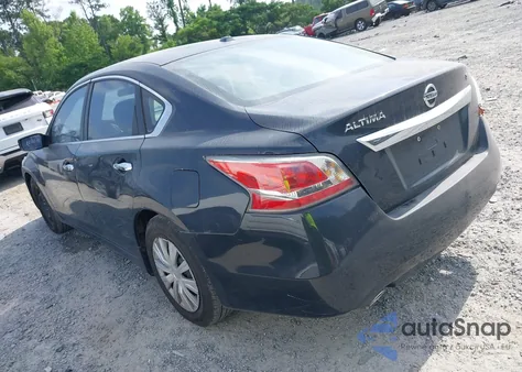 2015 Nissan Altima 2.5/2.5 S/2.5 Sl/2.5 Sv z USA, uszkodzony, nr VIN 1N4AL3AP7FC438410